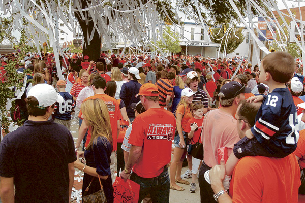 Toomer's Corner Auburn vs. Vanderbilt